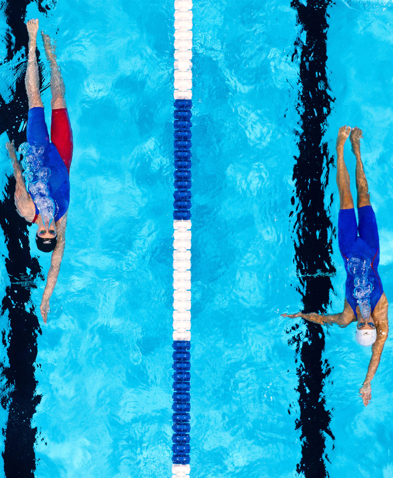 874319 cm-day7Swim09cover.jpg